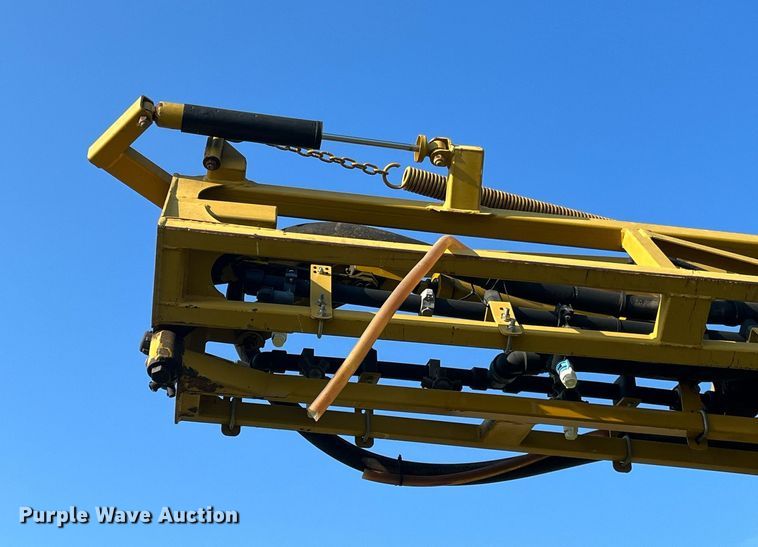 image for item KV9950 2009 Ag-Chem RoGator 1084SSC  sprayer