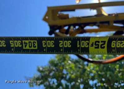 image for item KV9950 2009 Ag-Chem RoGator 1084SSC  sprayer