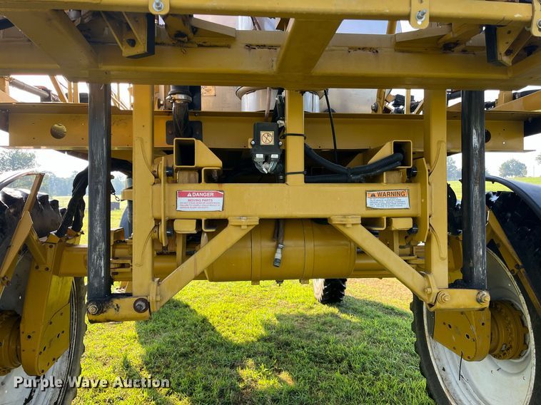 image for item KV9950 2009 Ag-Chem RoGator 1084SSC  sprayer