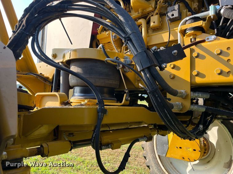 image for item KV9950 2009 Ag-Chem RoGator 1084SSC  sprayer