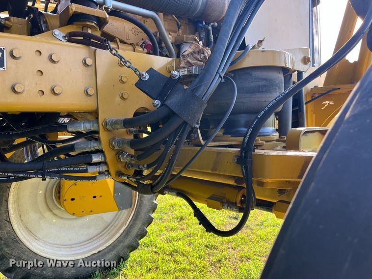 image for item KV9950 2009 Ag-Chem RoGator 1084SSC  sprayer