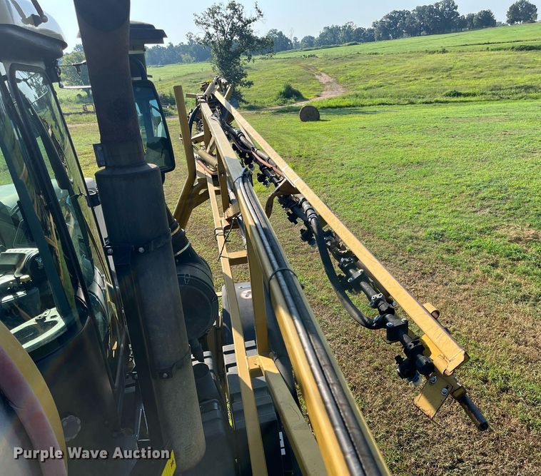 image for item KV9950 2009 Ag-Chem RoGator 1084SSC  sprayer