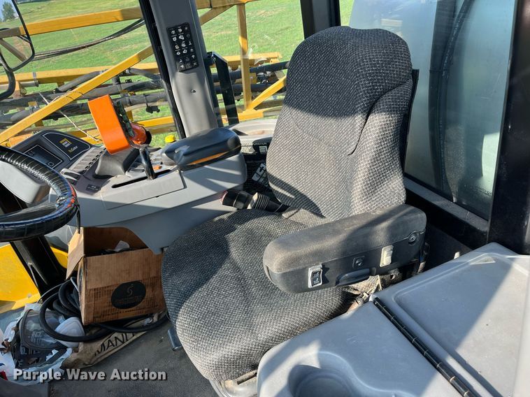 image for item KV9950 2009 Ag-Chem RoGator 1084SSC  sprayer