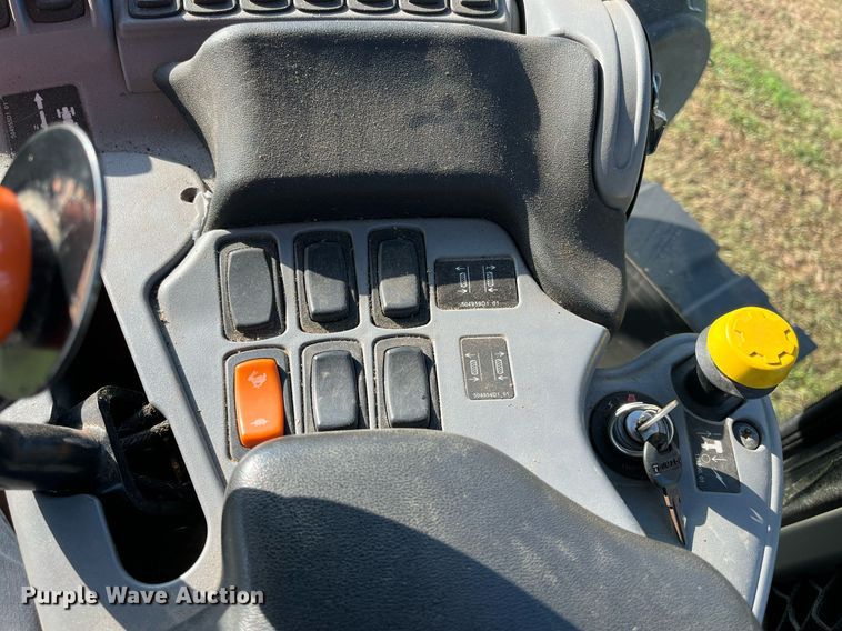 image for item KV9950 2009 Ag-Chem RoGator 1084SSC  sprayer