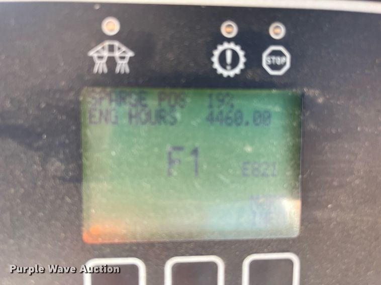 image for item KV9950 2009 Ag-Chem RoGator 1084SSC  sprayer