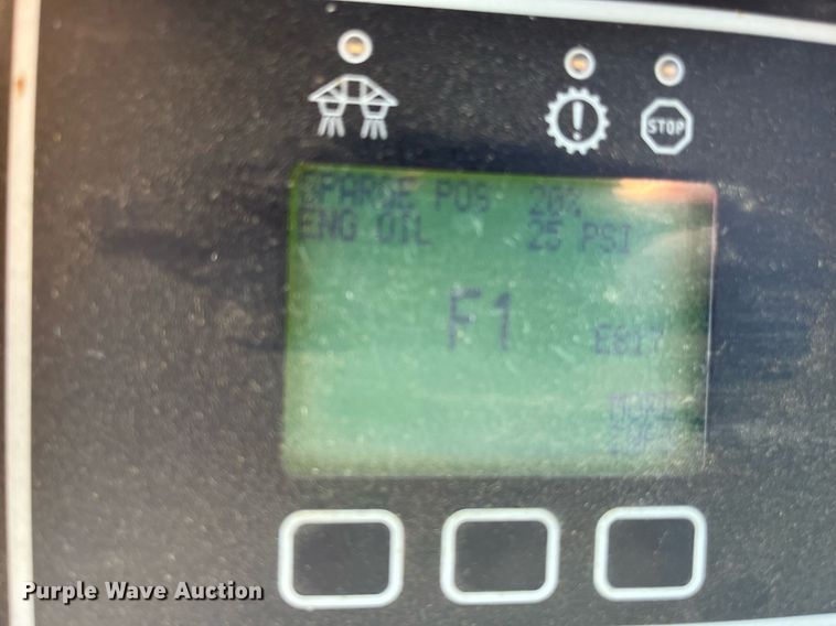 image for item KV9950 2009 Ag-Chem RoGator 1084SSC  sprayer