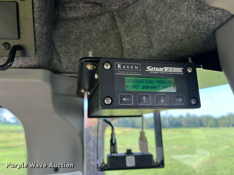 image for item KV9950 2009 Ag-Chem RoGator 1084SSC  sprayer