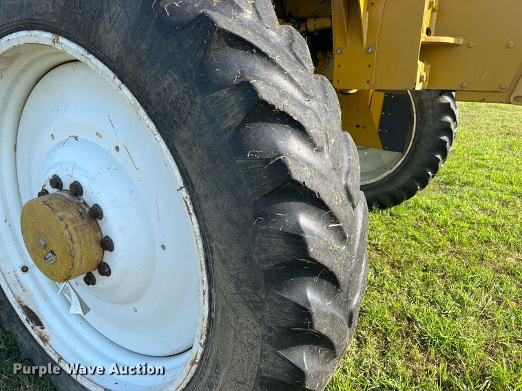 image for item KV9950 2009 Ag-Chem RoGator 1084SSC  sprayer