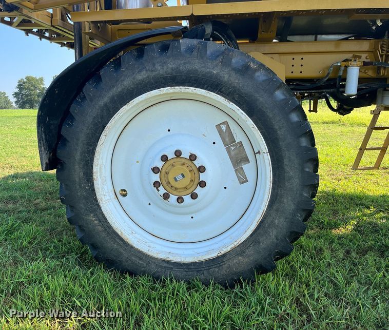 image for item KV9950 2009 Ag-Chem RoGator 1084SSC  sprayer