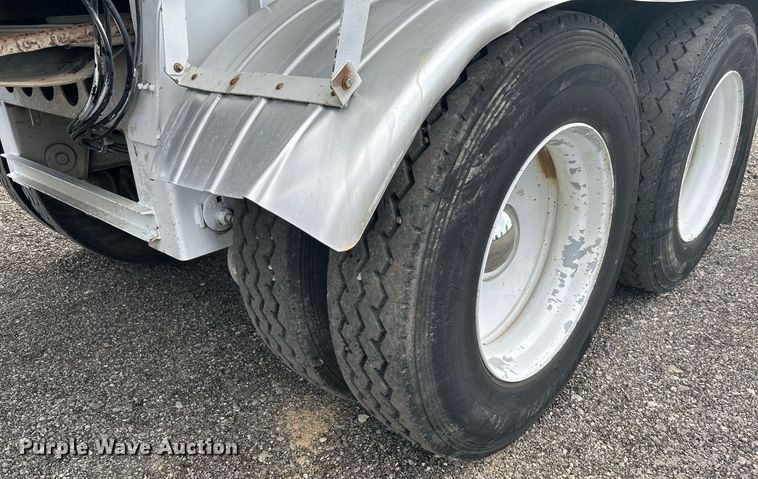 image for item KW9129 2007 Trinity Trailer Mfg Inc.  live bottom trailer