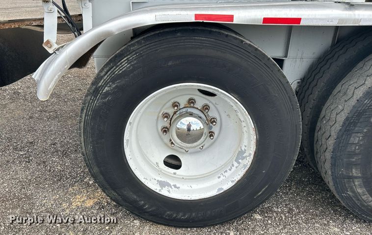 image for item KW9129 2007 Trinity Trailer Mfg Inc.  live bottom trailer