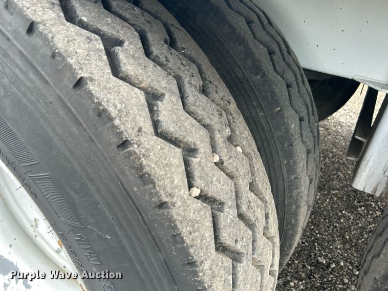 image for item KW9129 2007 Trinity Trailer Mfg Inc.  live bottom trailer