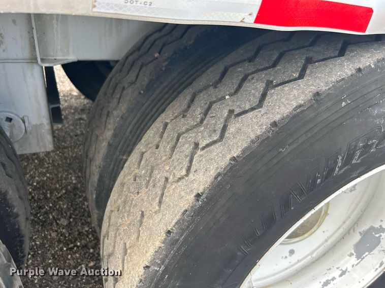 image for item KW9129 2007 Trinity Trailer Mfg Inc.  live bottom trailer