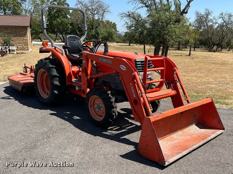 image for item LF9382 2003 Kubota L3130D  MFWD tractor