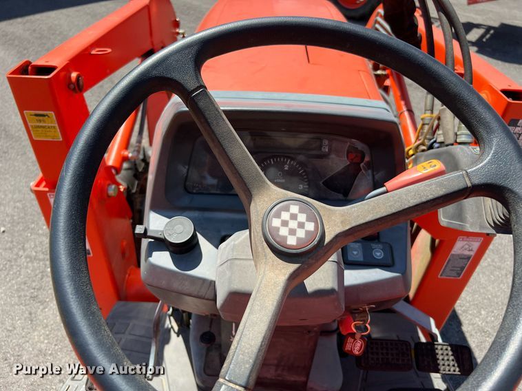 image for item LF9382 2003 Kubota L3130D  MFWD tractor