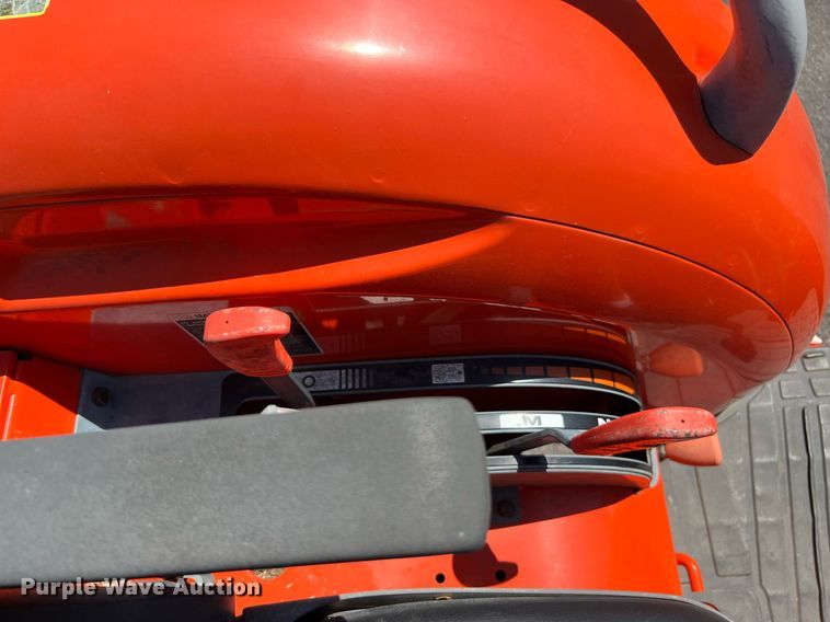 image for item LF9382 2003 Kubota L3130D  MFWD tractor