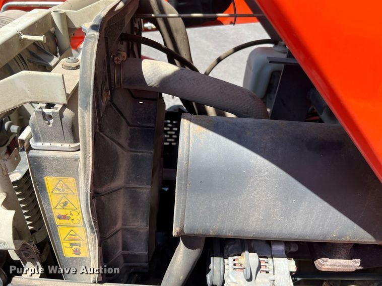 image for item LF9382 2003 Kubota L3130D  MFWD tractor