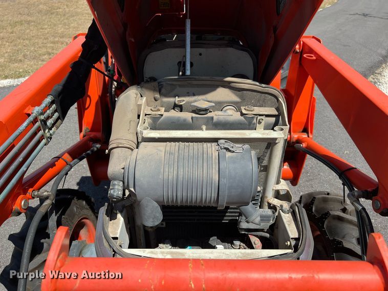 image for item LF9382 2003 Kubota L3130D  MFWD tractor