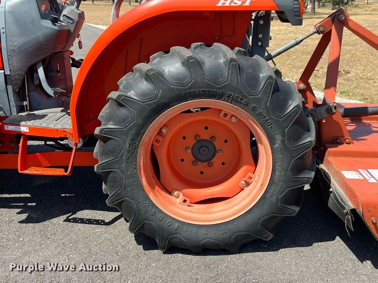 image for item LF9382 2003 Kubota L3130D  MFWD tractor
