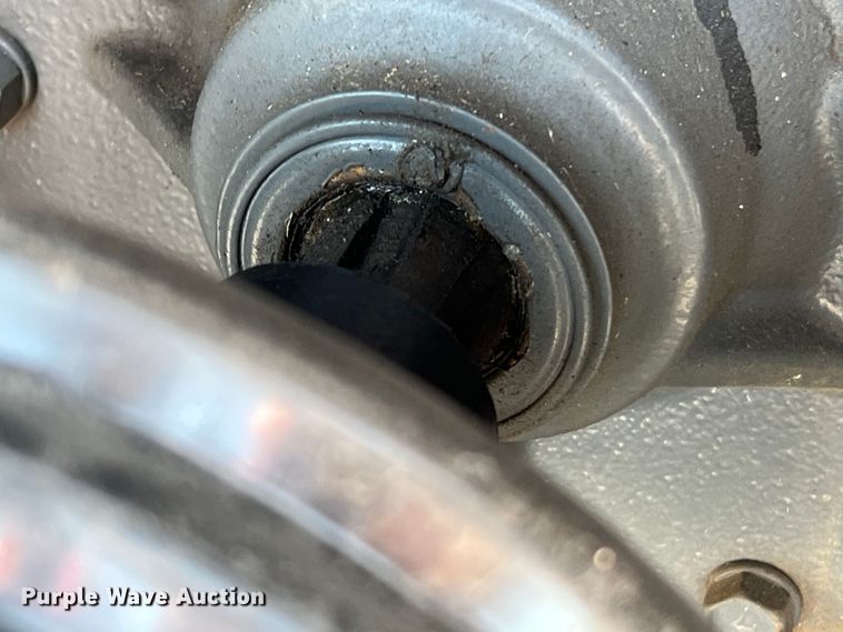 image for item LF9383 Kubota M7060D  MFWD tractor