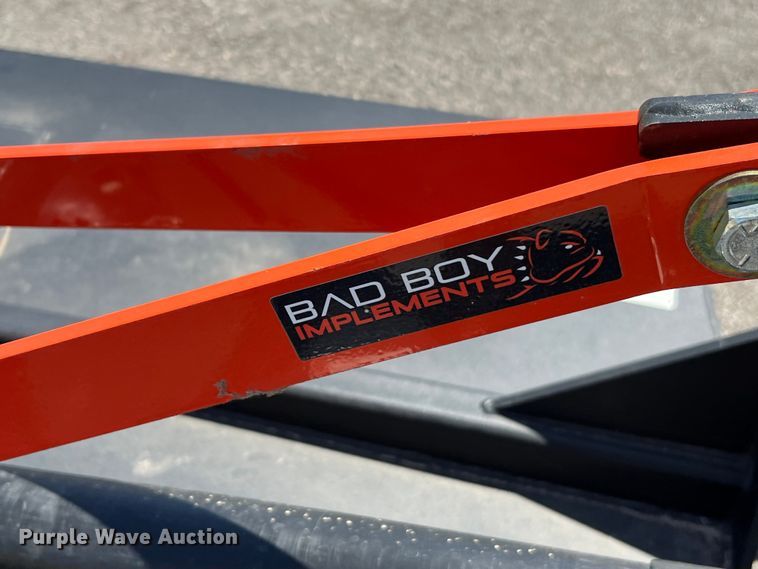 image for item LF9383 Kubota M7060D  MFWD tractor