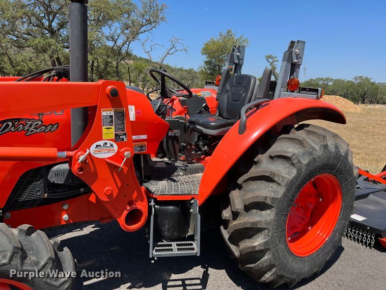 image for item LF9383 Kubota M7060D  MFWD tractor