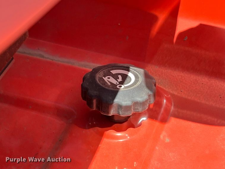 image for item LF9383 Kubota M7060D  MFWD tractor