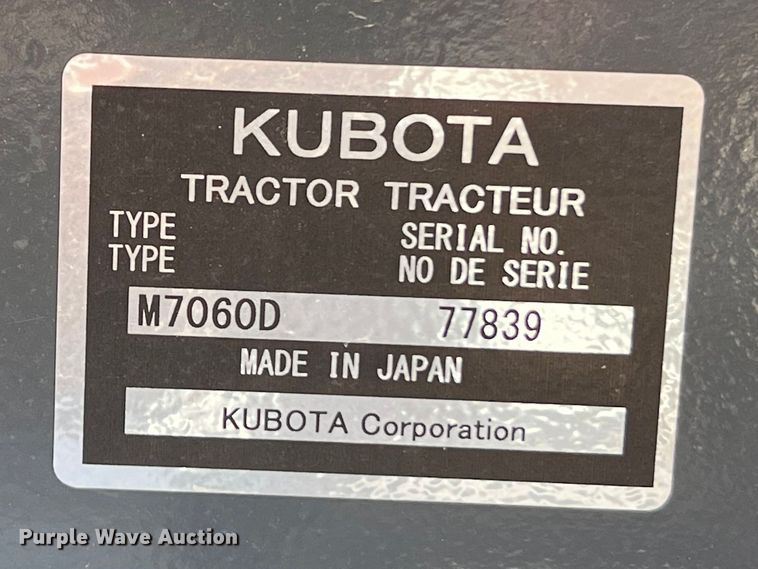 image for item LF9383 Kubota M7060D  MFWD tractor