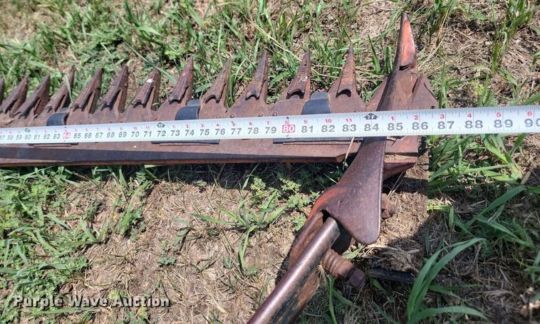 image for item LQ9088 Sickle mower