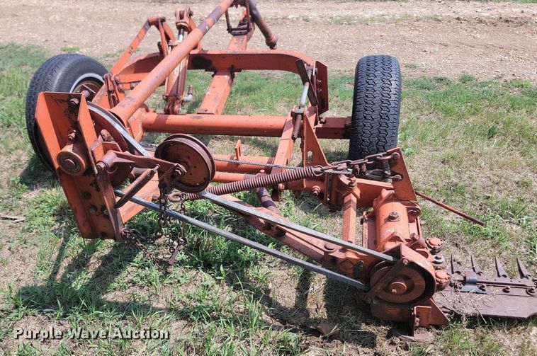 image for item LQ9088 Sickle mower