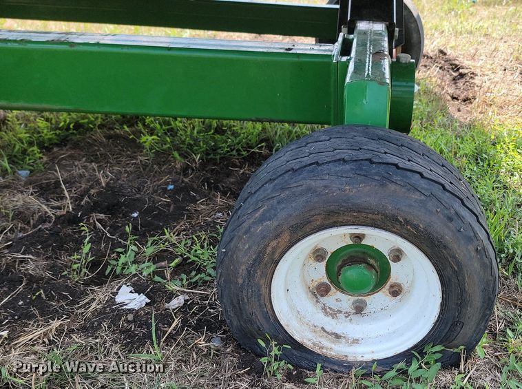 image for item LQ9090 Unverferth HT 25  header trailer