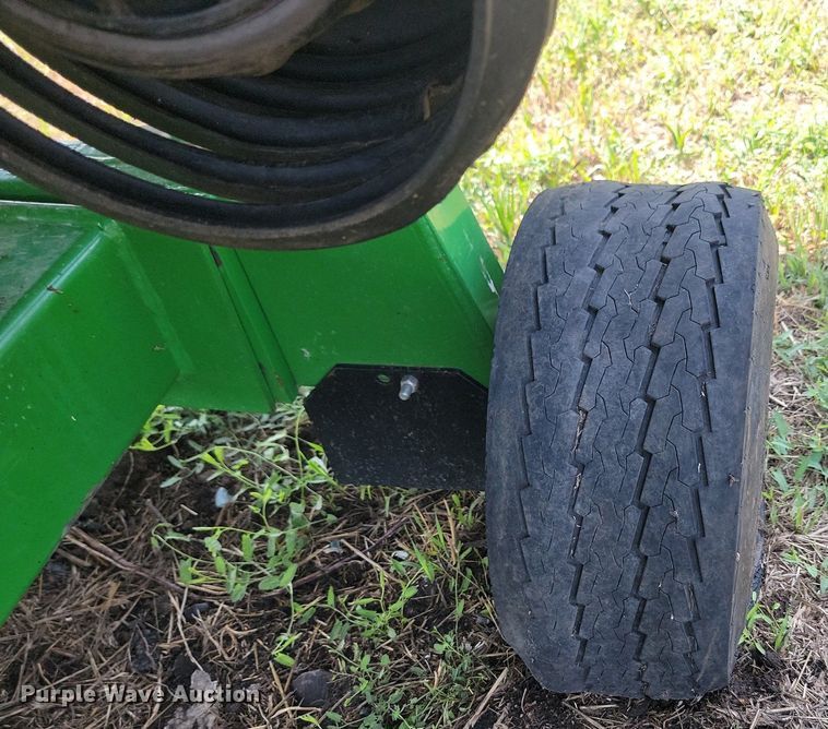 image for item LQ9090 Unverferth HT 25  header trailer