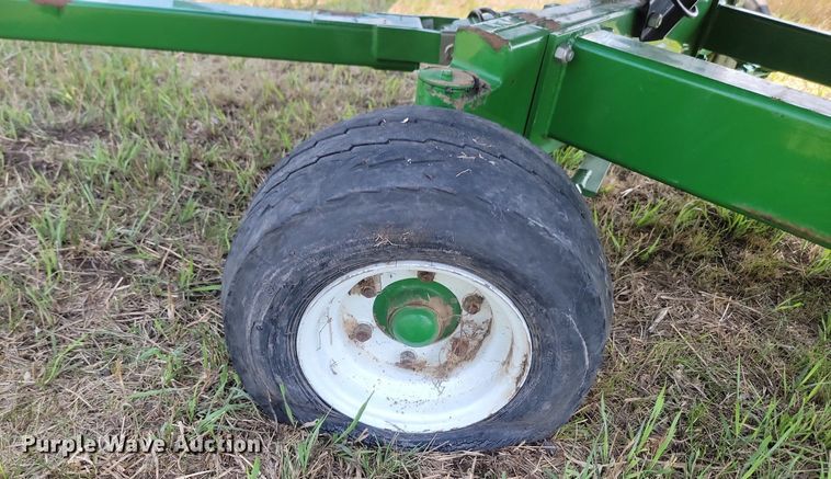 image for item LQ9090 Unverferth HT 25  header trailer