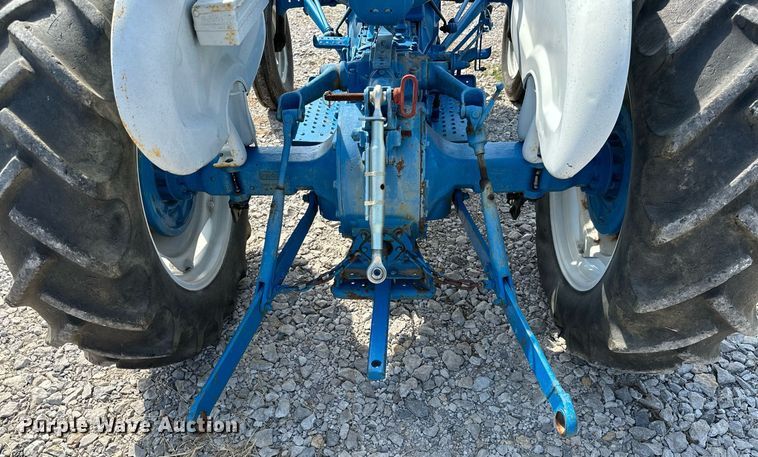 image for item MB9779 1966 Ford 3000  tractor