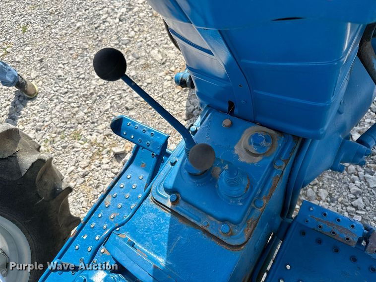 image for item MB9779 1966 Ford 3000  tractor