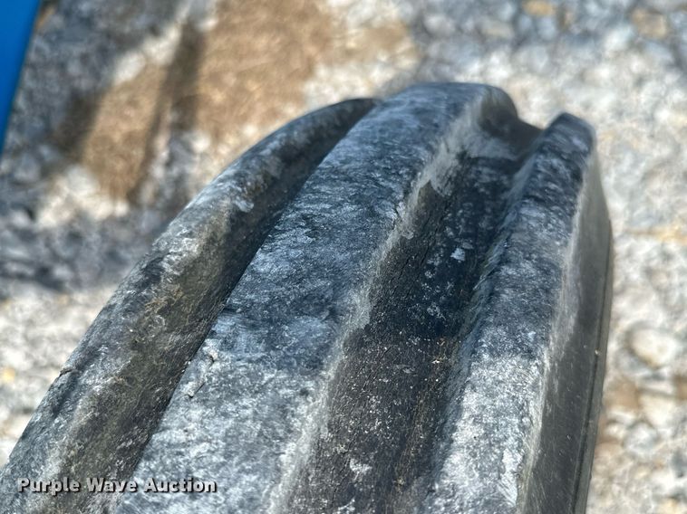 image for item MB9779 1966 Ford 3000  tractor