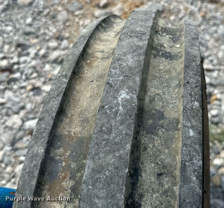 image for item MB9779 1966 Ford 3000  tractor