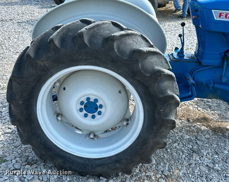 image for item MB9779 1966 Ford 3000  tractor