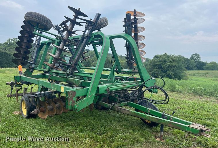 image for item MG9400 John  Deere 230  double off-set disk