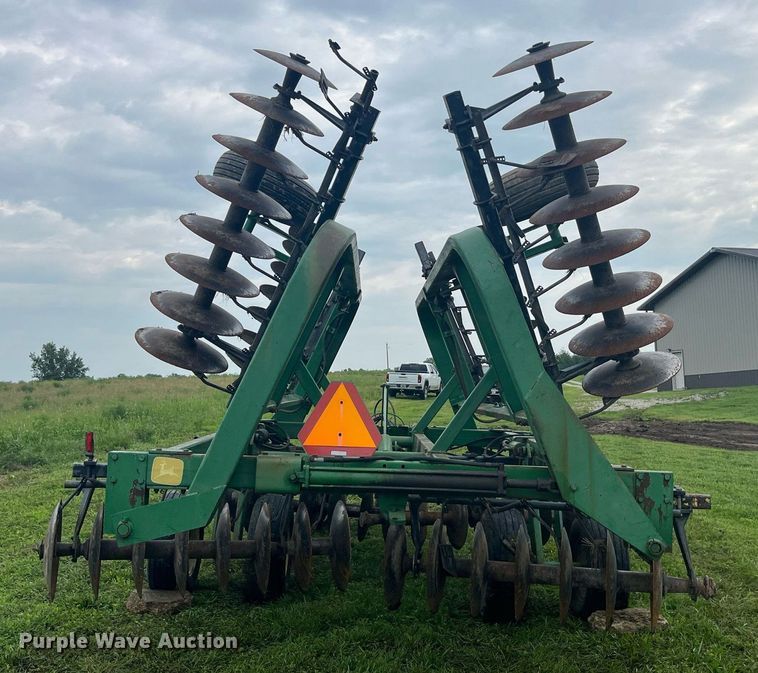 image for item MG9400 John  Deere 230  double off-set disk