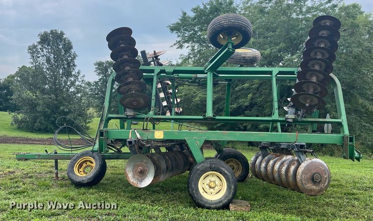 image for item MG9400 John  Deere 230  double off-set disk