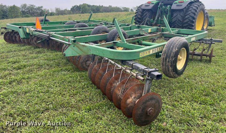 image for item MG9400 John  Deere 230  double off-set disk