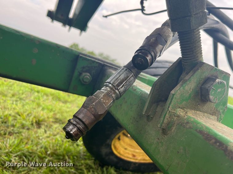 image for item MG9400 John  Deere 230  double off-set disk