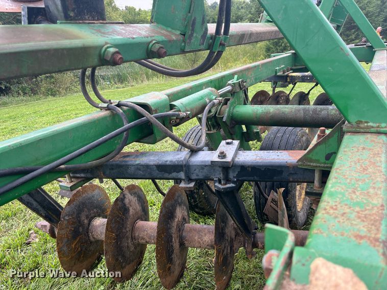 image for item MG9400 John  Deere 230  double off-set disk