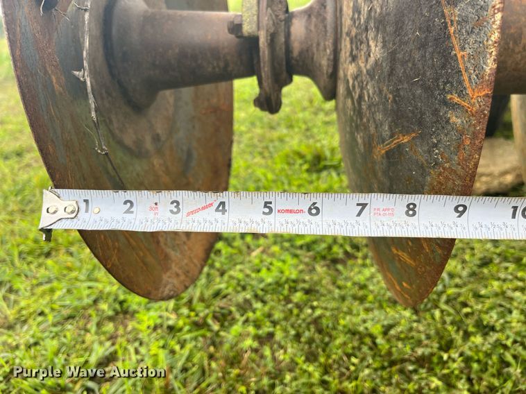 image for item MG9400 John  Deere 230  double off-set disk