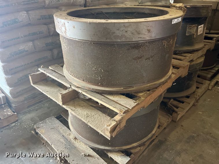 image for item MG9407 (8) CPM and Jacob pellet dies