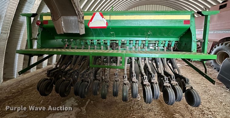 image for item ML9083 John Deere 455  grain drill