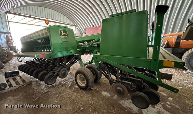 image for item ML9083 John Deere 455  grain drill