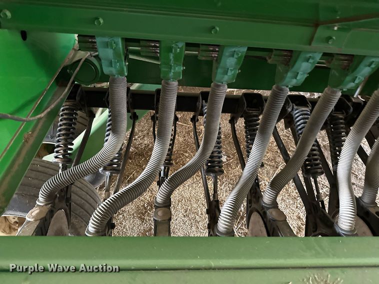image for item ML9083 John Deere 455  grain drill