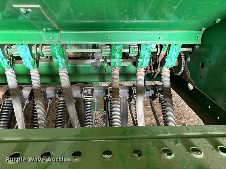 image for item ML9083 John Deere 455  grain drill